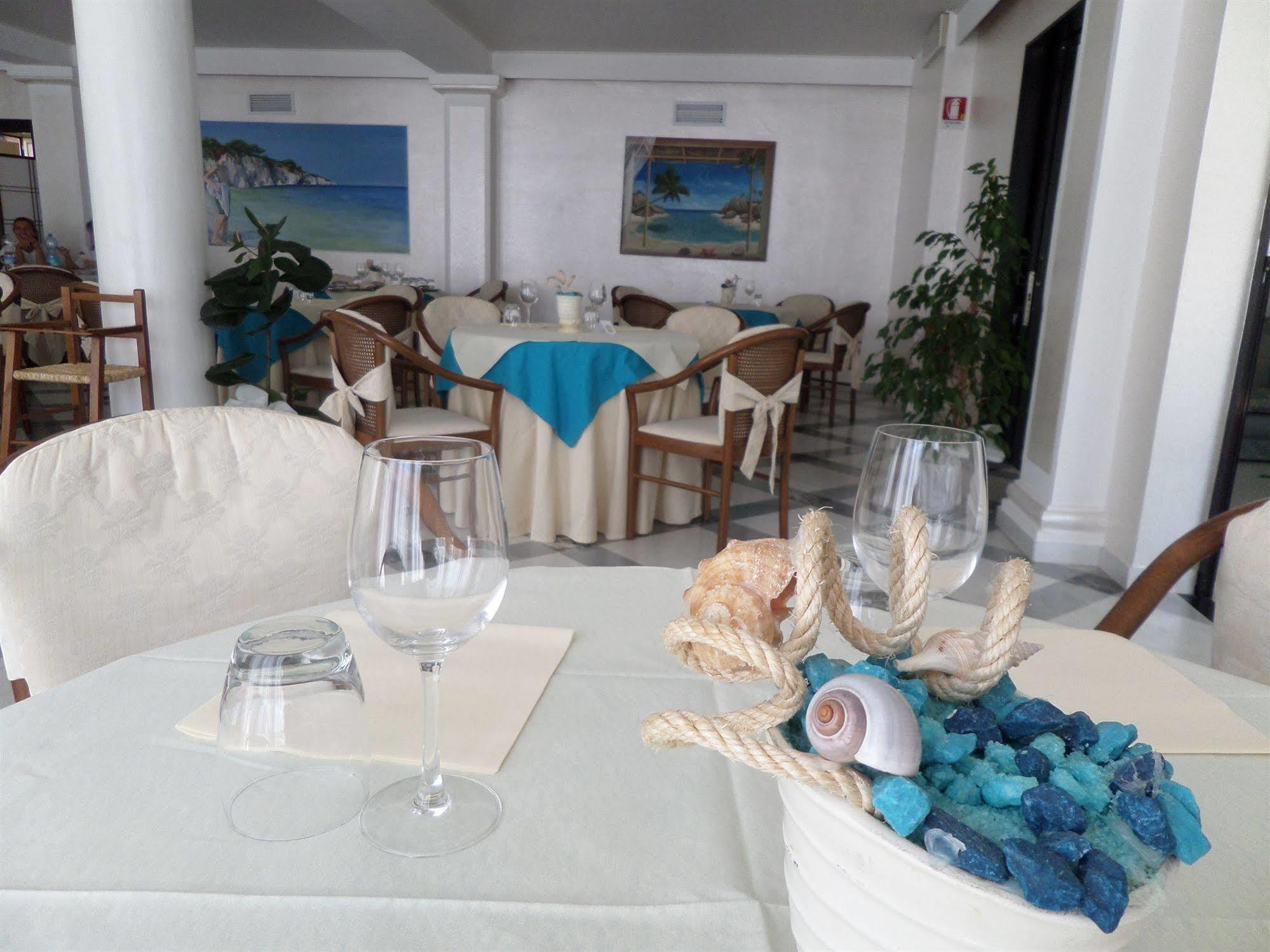 Swiss International Hotel Elba - Il Magnifico Марчіана-Марина Екстер'єр фото
