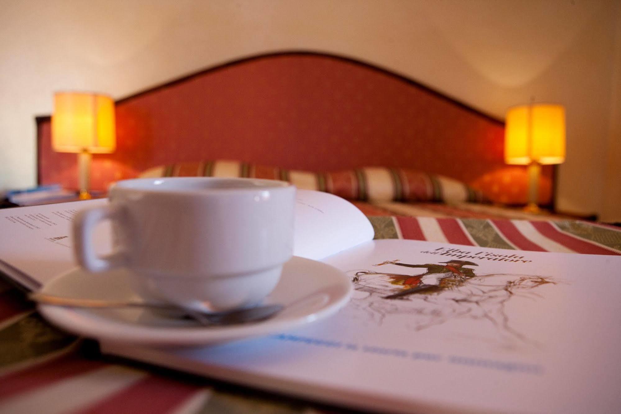 Swiss International Hotel Elba - Il Magnifico Марчіана-Марина Екстер'єр фото