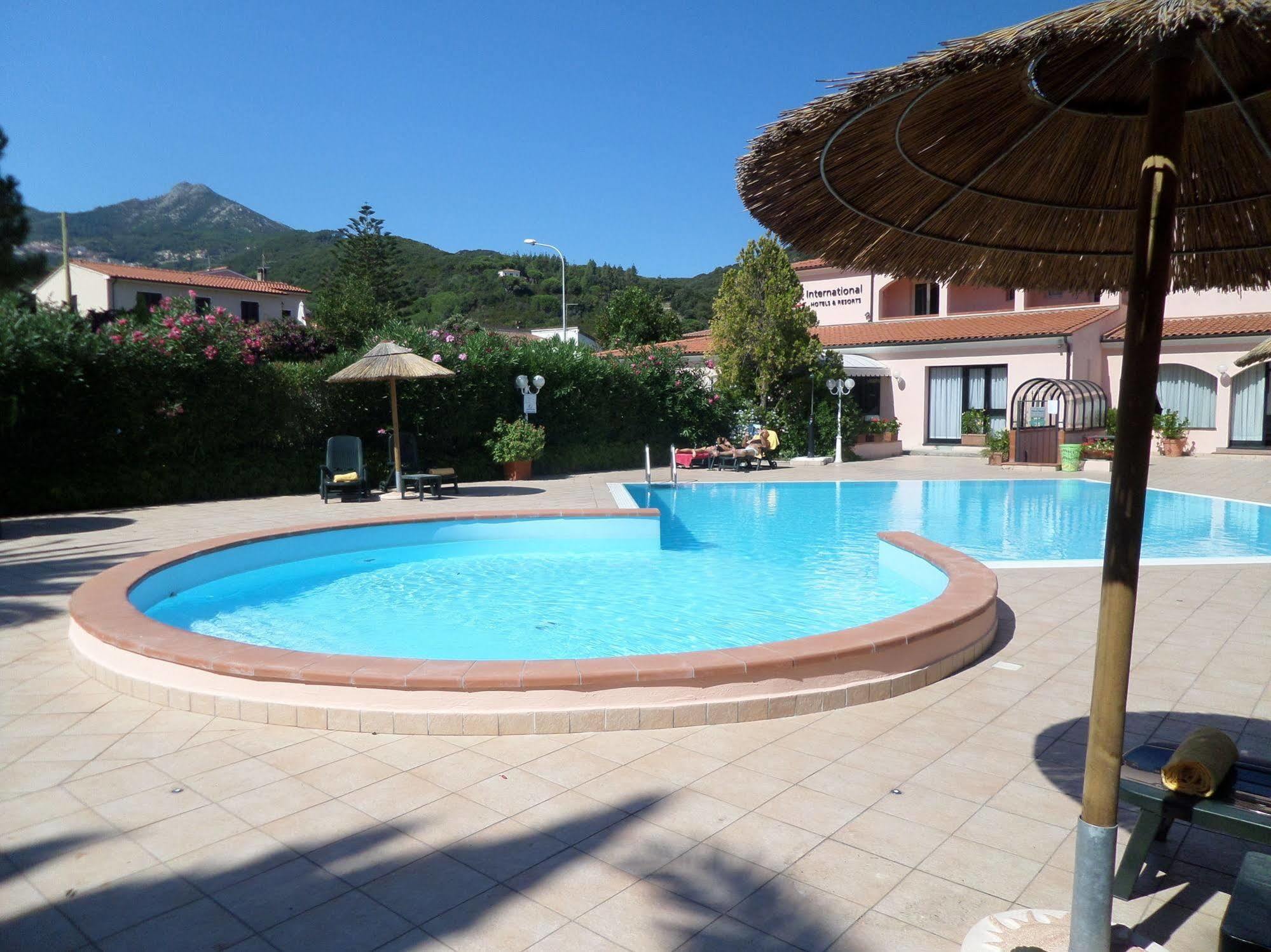 Swiss International Hotel Elba - Il Magnifico Марчіана-Марина Екстер'єр фото